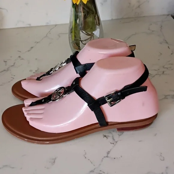 MICHAEL KORS SANDALS - Picture 4 of 9